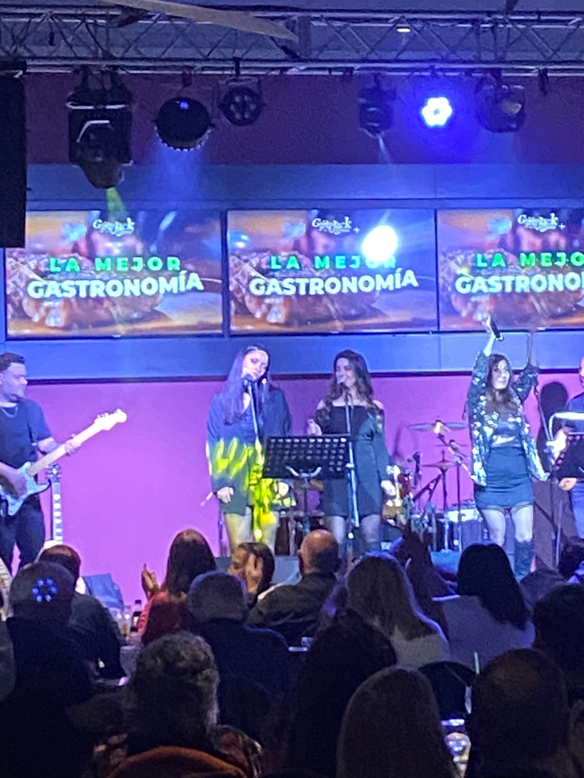 WhatsApp Image 2025-09-24 at 22.47.501.jpeg